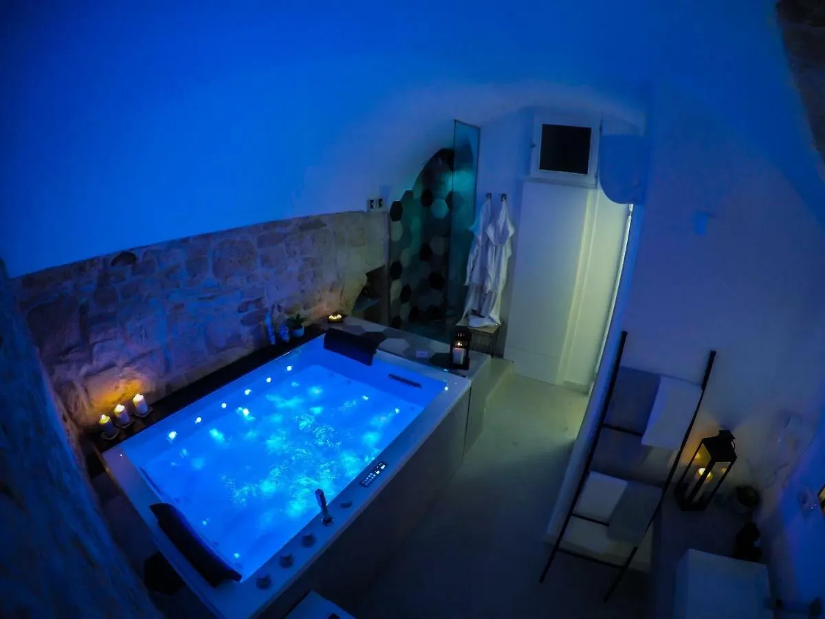 Levante Luxury Room Giovinazzo 0*,